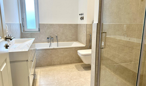 Top renovated 4-room apartment for rent near S BHF Marienfelde