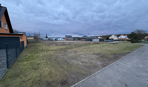 Fully developed building plot in a quiet cul-de-sac in Börnicke - ready to build on immediately