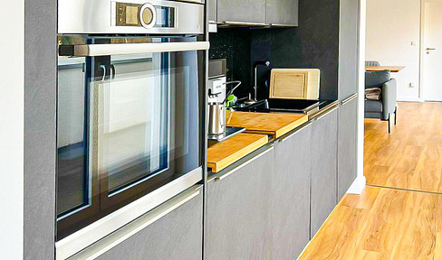 Modern penthouse in Bremen-Grambke - barrier-free, smart home, lake view - FREE OF PROVISION!
