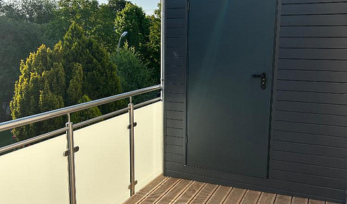Hochwerte Nebauwohnung neu möbliert mit großem Balkon