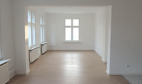 Wohnen/Arbeiten in DG Wohntraum, idyllische Grünlage, guter Anschluss - Sonnenschein inklusive