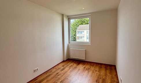 Erstbezug nach Sanierung mit EBK & Balkon - freundliche 3-Zimmer-Wohnung in Lübbecke
