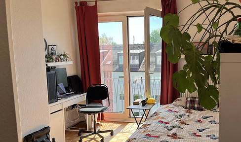 Furnished, bright apartment in Winterhude