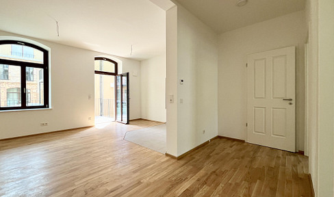 2 Schlafzimmer | offener Wohn- und Küchenbereich | Keller | sanierter Altbau | zentrale Lage