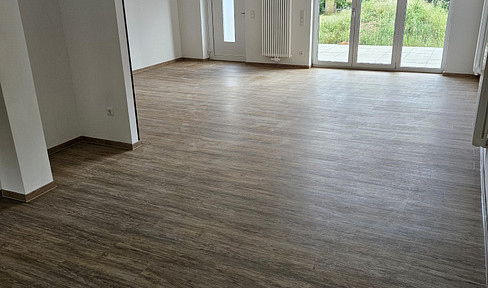 Beautiful, large 2-room apartment first occupancy after renovation