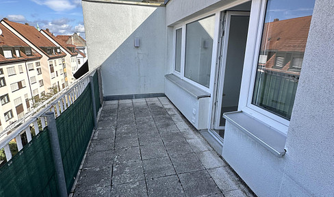 Dachterrasse - 1­-Zimmer Apartment mit Küche - zentral aber ruhig - im Nibelungenviertel