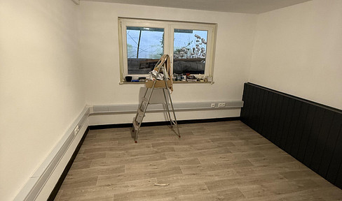 Bright office in Bremen Neustadt (Hohentor) for rent