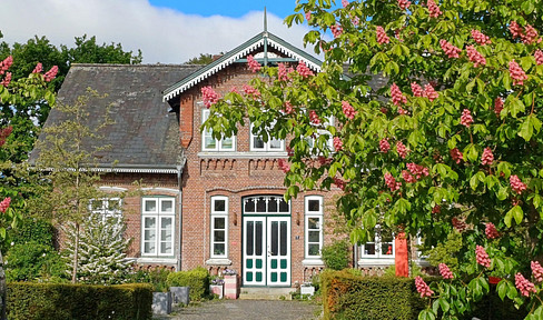 Schönes Landhaus mit Geschichten