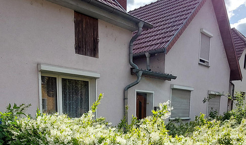 Haus und Hof in Scherndorf, 4 km von Weißensee  Thüringen