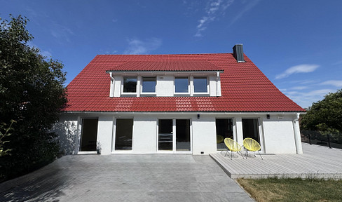 Lavishly restored villa with rustic charm