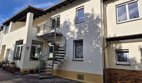 First occupancy 2min walk to the beautiful Schierstein harbor