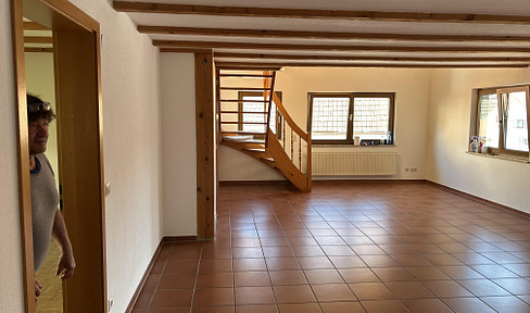 Sehr schöne 4,5 Zimmer-Wohnung
