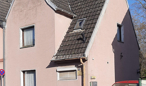 DHH  63 m² Wohnfläche v. Priv. 3 Zi, Kü, Bad, 219 m² Grundstück