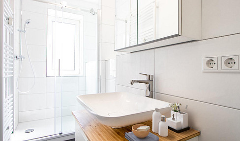From apartment ensemble: completely refurbished 3sqm with balcony near REWE & Co