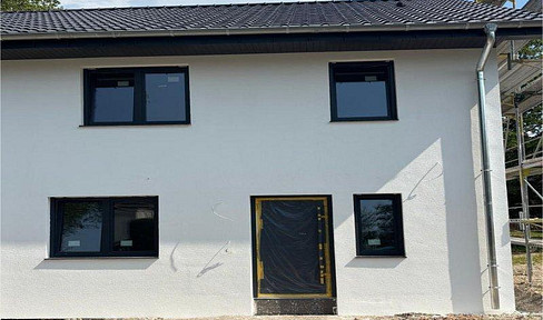 Exklusive Doppelhaushälfte mit 2 Bädern in ruhiger Lage vom Herzogenrath