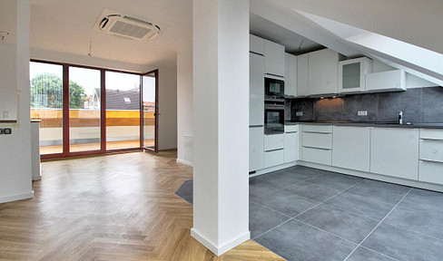 Hochwertig neu sanierte 4-Zimmer-Maisonette-Wohnung m. Luxus-EBK, Loggia + Balkon