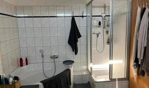 2,5 Raum Wohnung 4. OG mit Balkon, Chemnitz- Bernsdorf