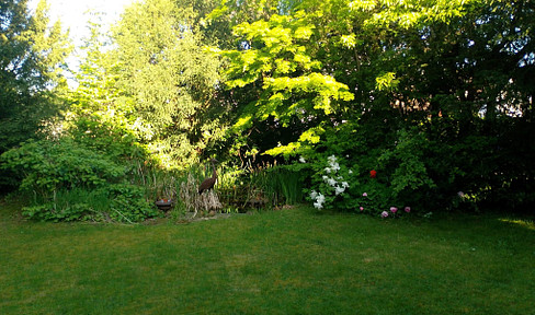 Idyllic 7.5-room detached house with spacious garden