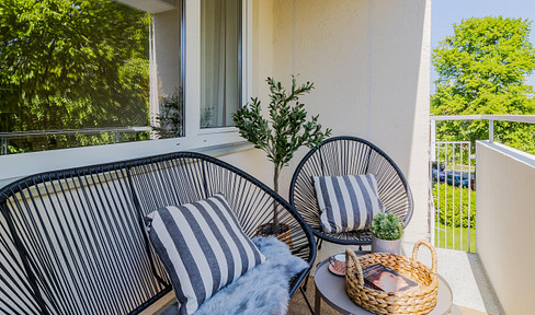 Sunny apartment with balcony and fitted kitchen near U3 - commission-free