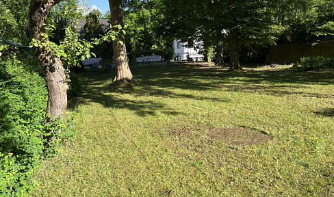 Large building plot, 970 m², located in Schönwalde-Glien (postcode 14621), offered privately, close to Berlin.