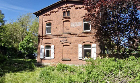 Waldbahnhof in Alleinlage für Tier und Narurliebhaber