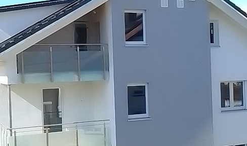 Spacious, bright 4-room apartment