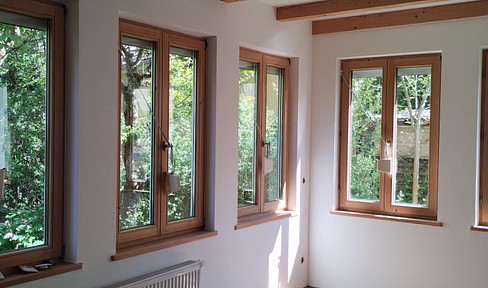 From private owner! Charming 4-room apartment in an old building with terrace in Kempten