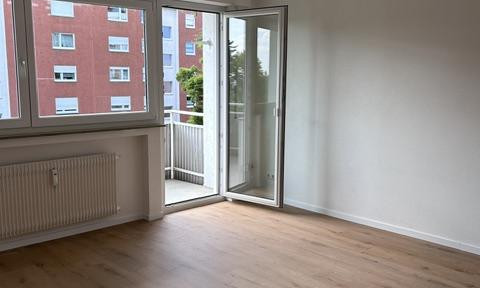 Modern, completely renovated 3-room apartment