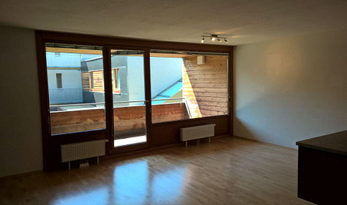 sonnige  Wohnung Breitenleerstrasse 232