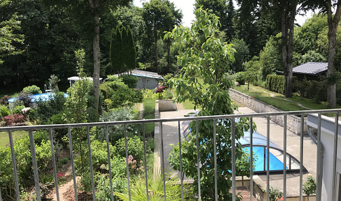Sonniger XXL Parkgrund mit 1451m², SW-Lage, 2 Familienhaus