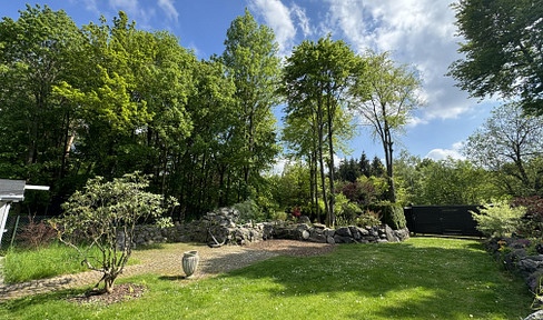 Modern house with roof terrace-ELW on quiet, sunny SW plot; 1451m²