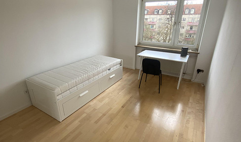 Schönes WG-Zimmer in ÖPNV Nähe