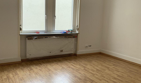 1 room ground floor apartment with daylight bathroom