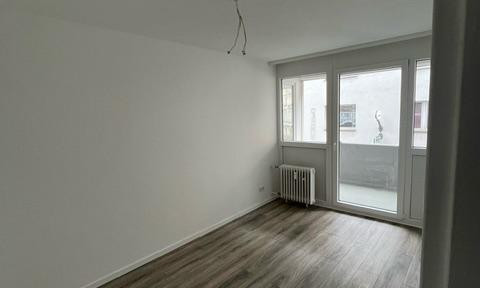 Helle und frisch sanierte 3-Zimmer-Wohnung am Ölberg-Viertel