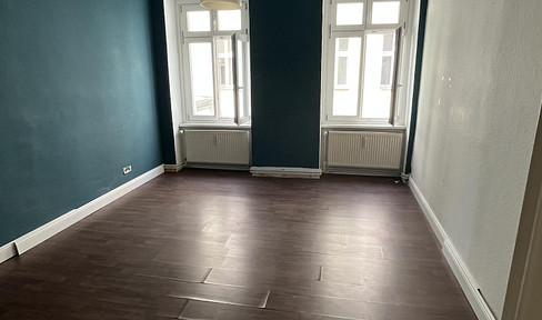 3-Zimmer-Altbau-Wohnung Chausseestrasse, leerstehend