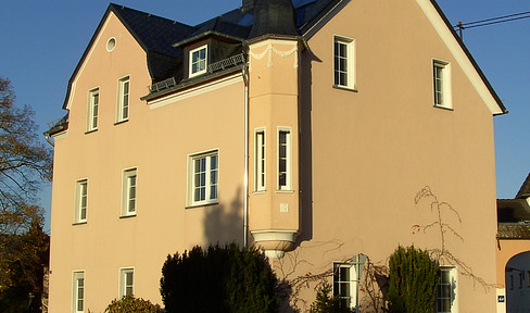 Stilvolles Wohnen in top renoviertem Haus der 20er Jahre