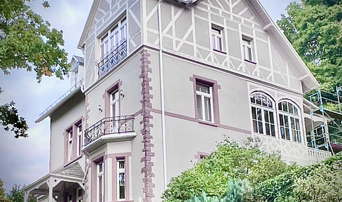 Luxurious, listed villa in a prime location in Baden-Baden - commission-free private sale