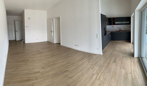 As-new and bright 3.5 room apartment with large balcony and fitted kitchen
