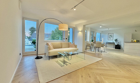 Modern penthouse by the city forest - urban lifestyle meets luxury furnishings