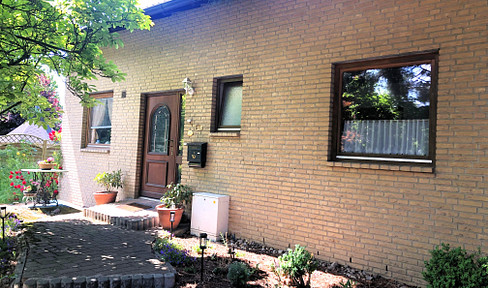 Family-friendly EFH with large garden near Wolfsburg