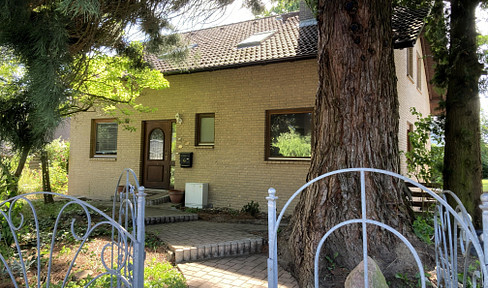 Family-friendly EFH with large garden near Wolfsburg