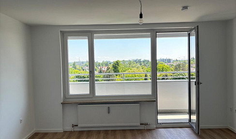 Erstbezug : helle 3-Zimmer-Wohnung im Münchner Norden + Keller + Stellplatz + Küche
