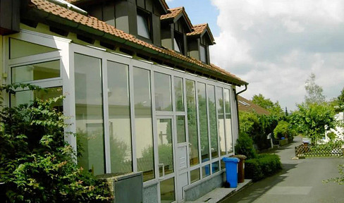 Charming three-party house with garden - ideal for families, couples and investors