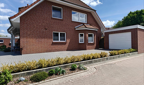 Semi-detached house in a family-friendly, central location in Twistringen