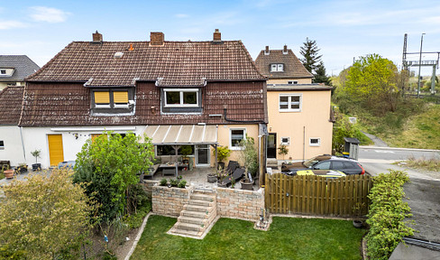 Doppelhaushälfte mit großem Garten für echte Stadtmenschen mit grünem Daumen