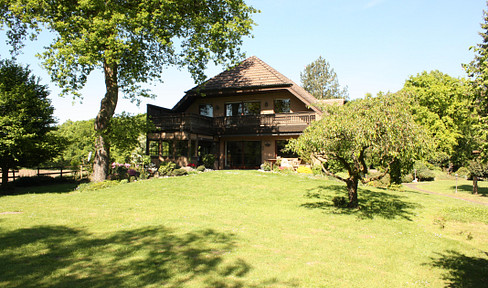 Exclusive property in a dream location for horse lovers on the edge of the Haard nature reserve !!!