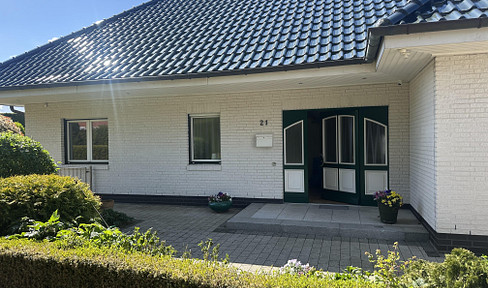 Wunderschöner Bungalow mit Traumgarten und exklusiver Ausstattung