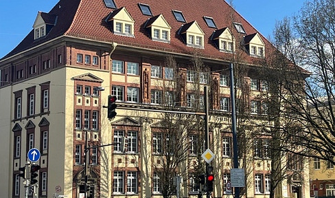 Commission-free office and practice space in listed building in Hulsberg