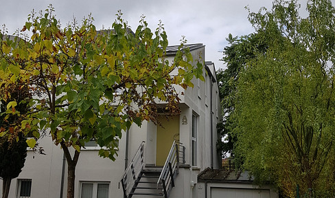 Rented apartment in an architect's house in a top location in Saarbrücken