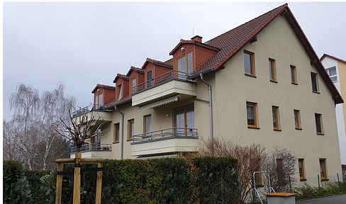 2 top-floor apartments with unobstructed distant views of the Osterzgebirge mountains